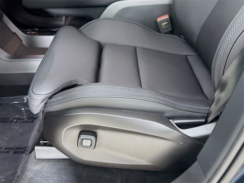 New 2025 Volvo EX90 Ultra image 19