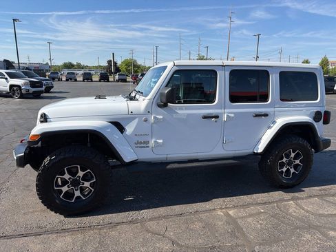 Used 2019 Jeep Wrangler Unlimited Sahara w/ Uconnect 4C Nav & Sound Group AWD/4WD image 6