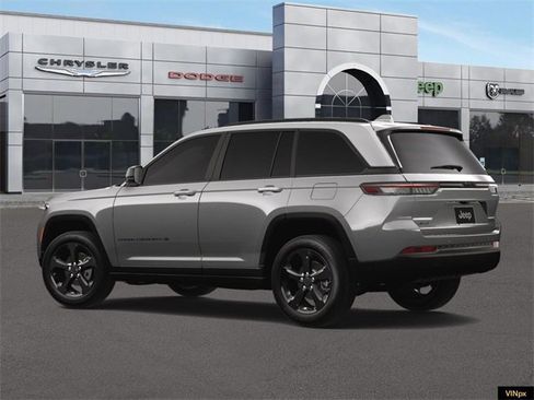 New 2025 Jeep Grand Cherokee Limited image 4