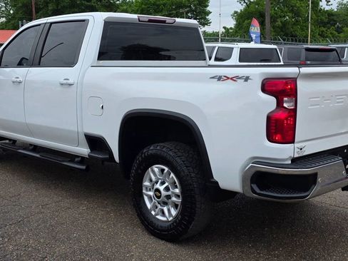 Used 2020 Chevrolet Silverado 2500 LT w/ All Star Edition AWD/4WD image 3