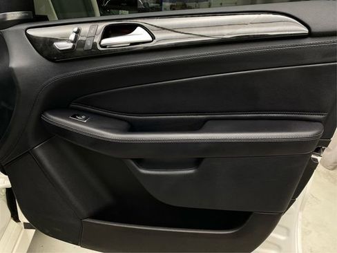 Used 2016 Mercedes-Benz GLE 400 4MATIC image 27