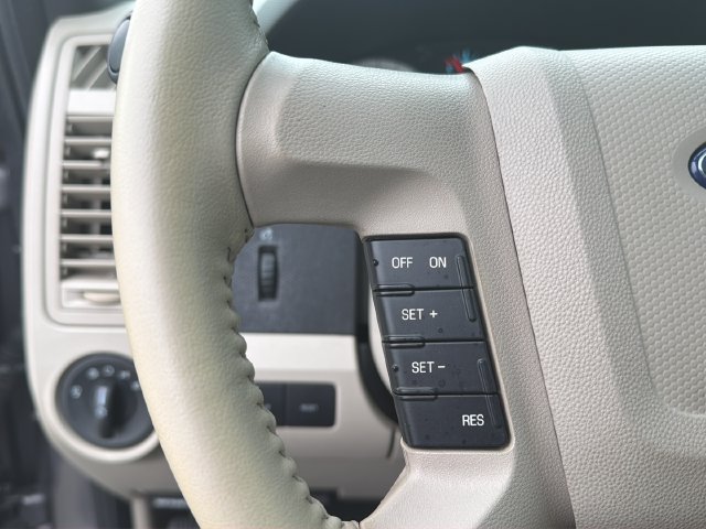 Used 2012 Ford Escape XLT FWD image 21