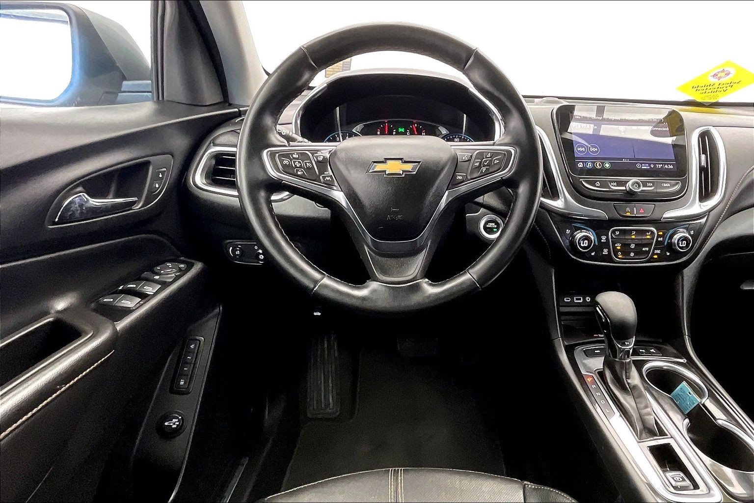 Used 2023 Chevrolet Equinox Premier AWD/4WD image 4