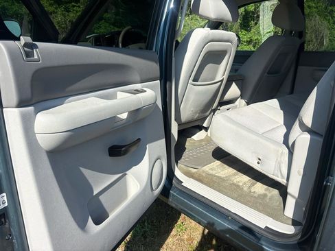 Used 2011 GMC Sierra 1500 SLE w/ Convenience Package image 13