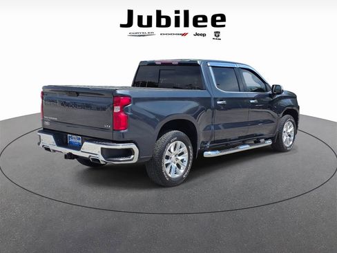 Used 2021 Chevrolet Silverado 1500 LTZ AWD/4WD image 7