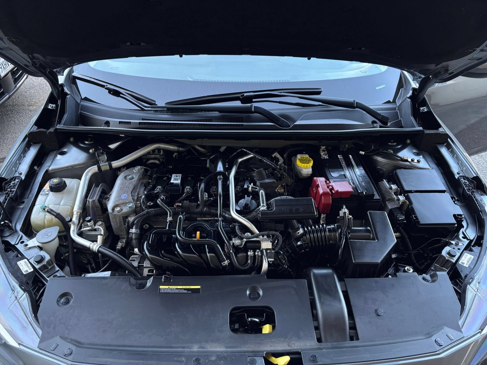 Used 2025 Nissan Sentra SV FWD image 30