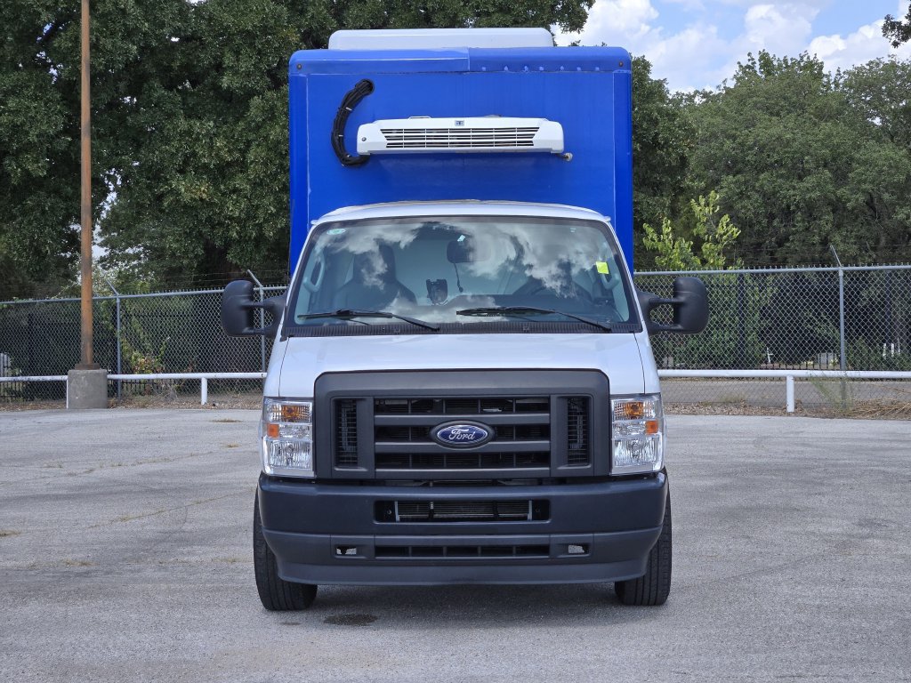 Used 2023 Ford E-350 and Econoline 350 Super Duty w/ Power Windows & Locks Group RWD image 2