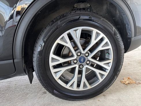 Used 2021 Ford Escape SEL image 36