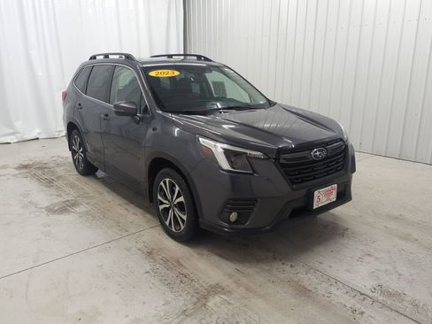 Used 2023 Subaru Forester Limited image 5