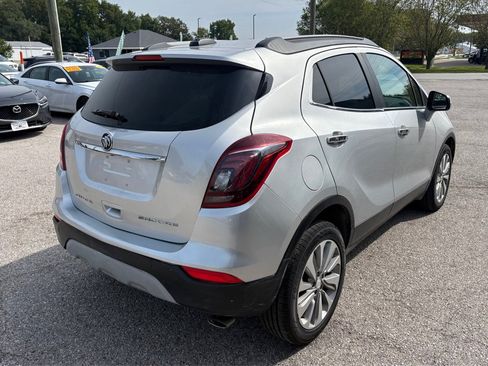 Used 2019 Buick Encore Preferred FWD image 4