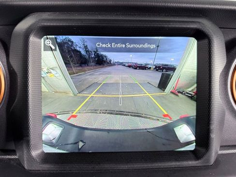 Used 2023 Jeep Gladiator Mojave w/ LED Lighting Group image 18