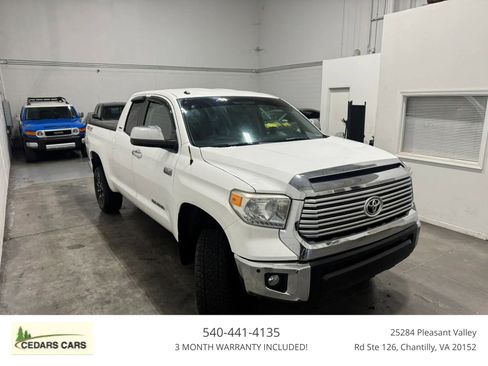 Used 2015 Toyota Tundra Limited w/ Limited Premium Package image 8
