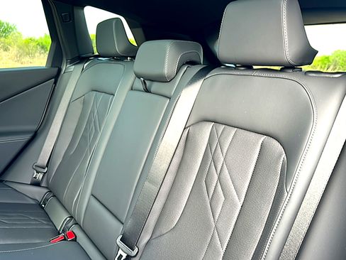 New 2026 BMW X3 xDrive30i AWD/4WD image 17
