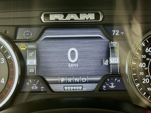 Used 2024 RAM 2500 Laramie w/ Safety Group AWD/4WD image 15