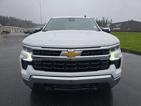 Used 2024 Chevrolet Silverado 1500 LT w/ Z71 Off-Road Package image 8