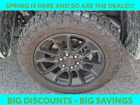 Used 2024 Toyota Tundra Limited w/ Power Package image 6