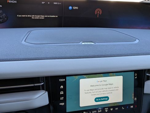 Certified 2025 Lincoln Navigator Reserve image 26