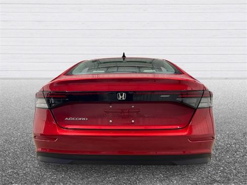 New 2025 Honda Accord SE image 4