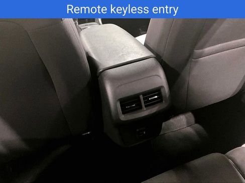 Certified 2023 Chevrolet Equinox LT w/ Driver Convenience Package image 13