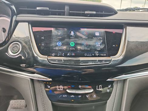 Used 2022 Cadillac XT6 Premium Luxury w/ Technology Package AWD/4WD image 21