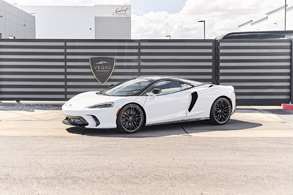 Used 2025 McLaren GTS RWD image 5