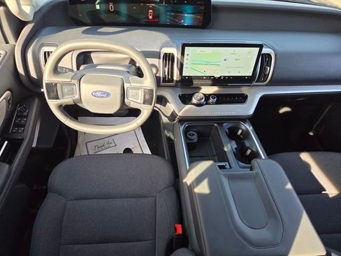 Certified 2025 Ford Expedition Active RWD image 14