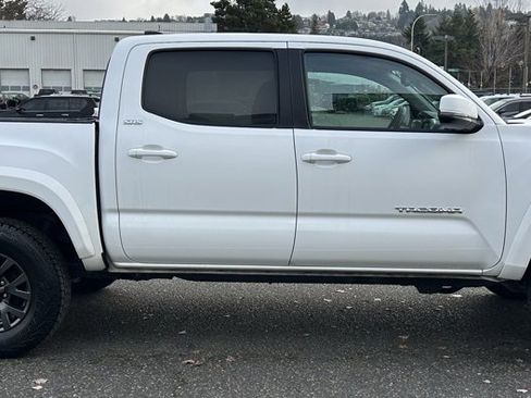 Certified 2023 Toyota Tacoma SR5 w/ Technology Package image 4