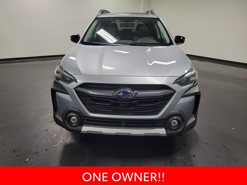 Used 2023 Subaru Outback Limited AWD/4WD image 3