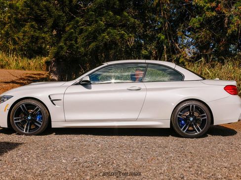 Used 2015 BMW M4 Convertible image 30