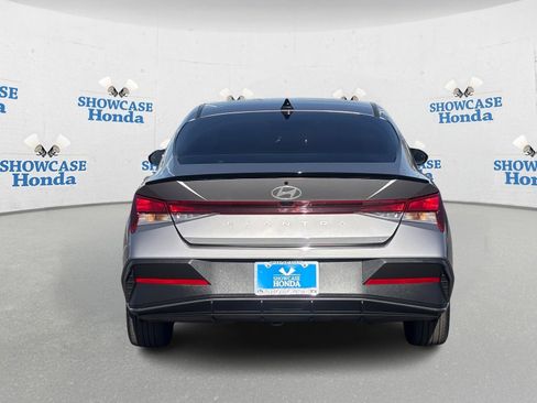 Used 2025 Hyundai Elantra Sport image 7