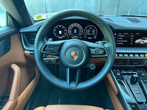 Certified 2025 Porsche 911 Carrera RWD image 27