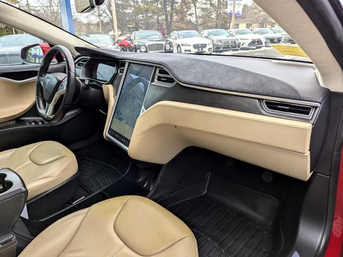 Used 2015 Tesla Model S AWD image 26