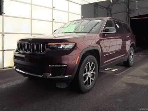 Certified 2024 Jeep Grand Cherokee L Limited w/ Trailer Tow Package image 1