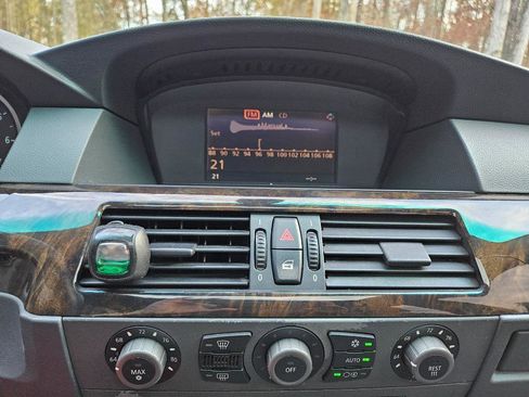 Used 2004 BMW 525i Sedan image 44