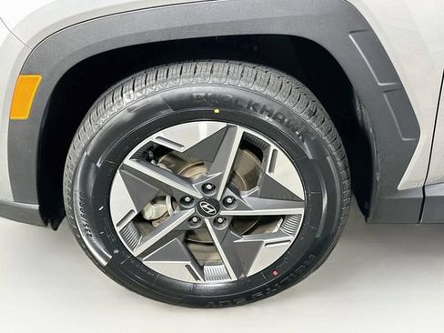 Certified 2025 Hyundai Tucson SEL AWD/4WD image 35
