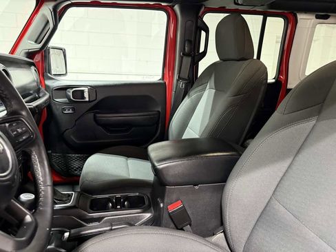 Used 2022 Jeep Wrangler Unlimited Sport image 14