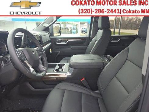 Used 2026 Chevrolet Silverado 3500 LT w/ Trail Boss Package AWD/4WD image 15