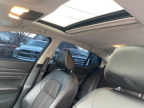 Used 2020 Nissan Altima 2.0 SR image 16