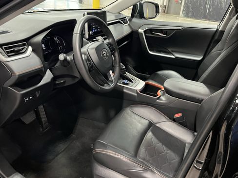 Used 2024 Toyota RAV4 Adventure AWD/4WD image 9