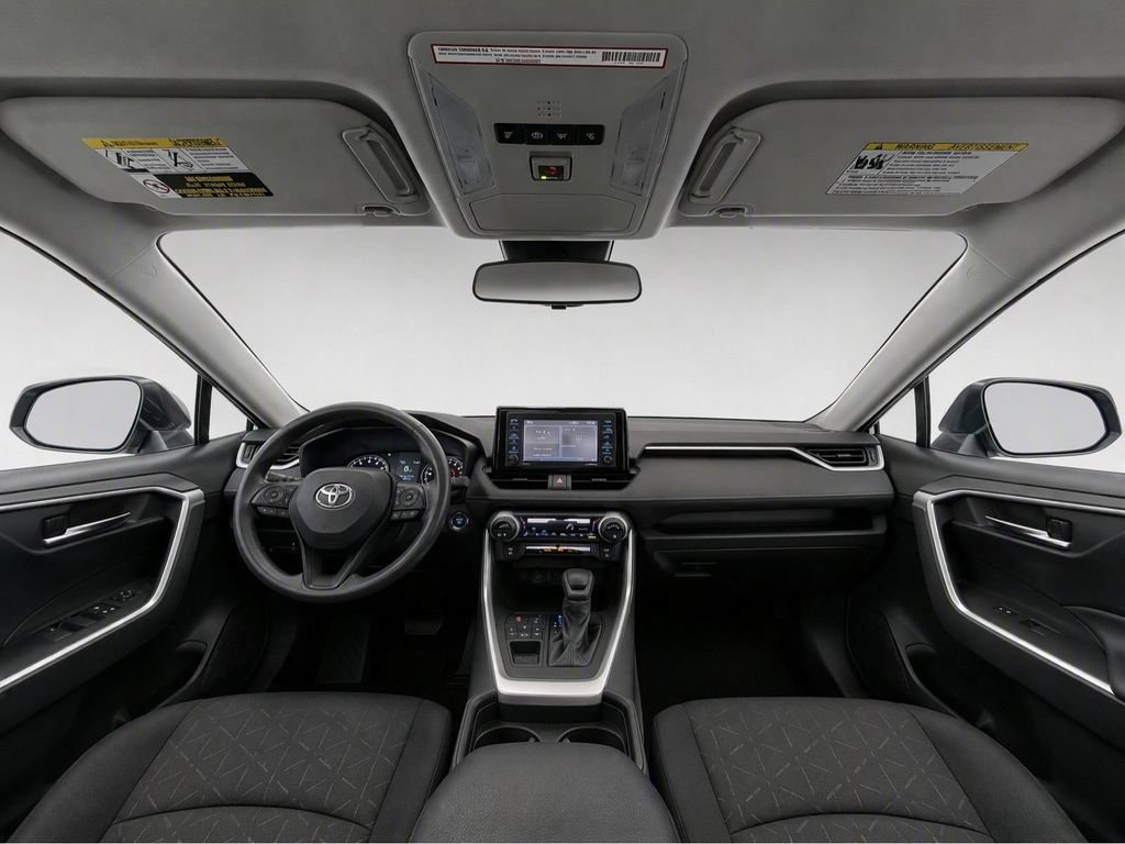 Used 2020 Toyota RAV4 XLE AWD/4WD image 21