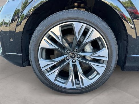 Certified 2025 Audi Q8 Premium Plus AWD/4WD image 14