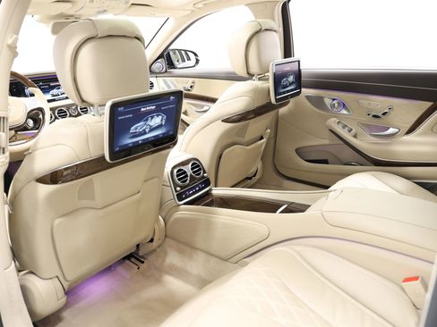 Used 2016 Mercedes-Benz Maybach S 600 image 59