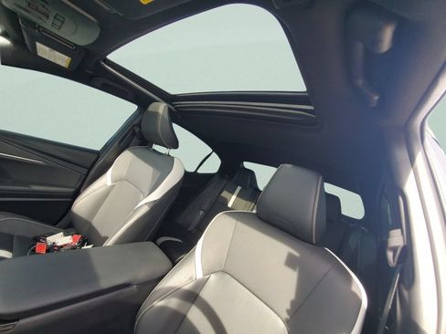 Certified 2025 Toyota Camry SE w/ Multimedia Upgrade Package FWD image 17