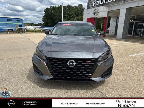 Certified 2024 Nissan Altima 2.5 SR FWD image 18