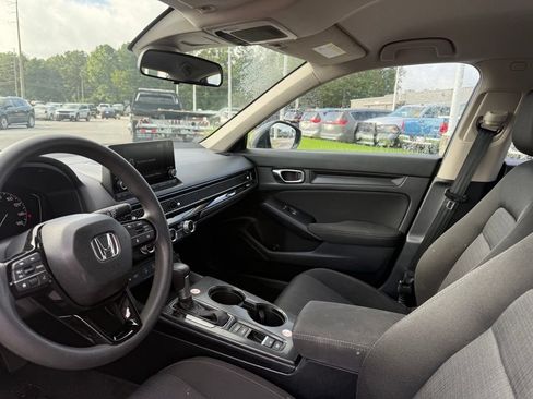 Used 2025 Honda Civic LX image 4