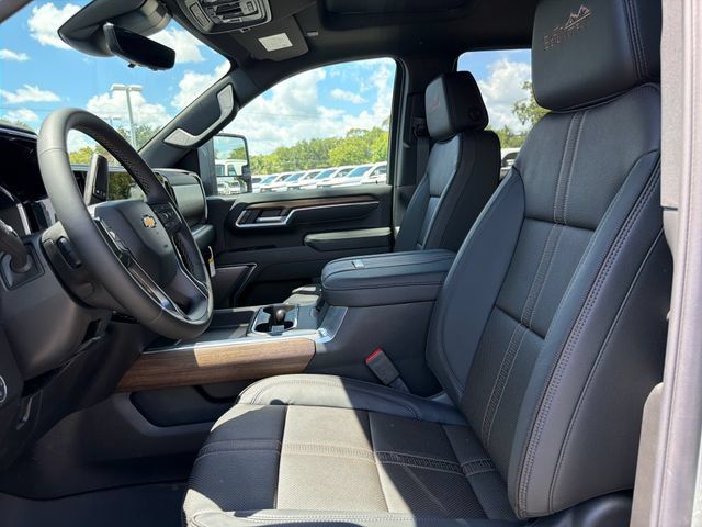 New 2026 Chevrolet Silverado 2500 High Country w/ High Country Premium Package AWD/4WD image 22
