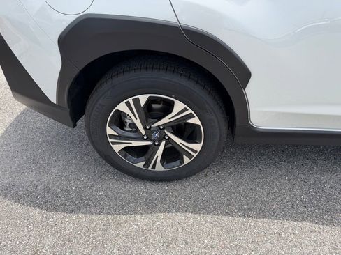 Used 2025 Subaru Crosstrek 2.0i Premium AWD/4WD image 5