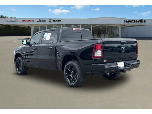 Used 2022 RAM 1500 Big Horn AWD/4WD image 5