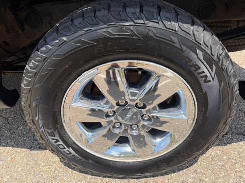Used 2012 GMC Sierra 1500 SLE w/ Power Tech Package AWD/4WD image 17