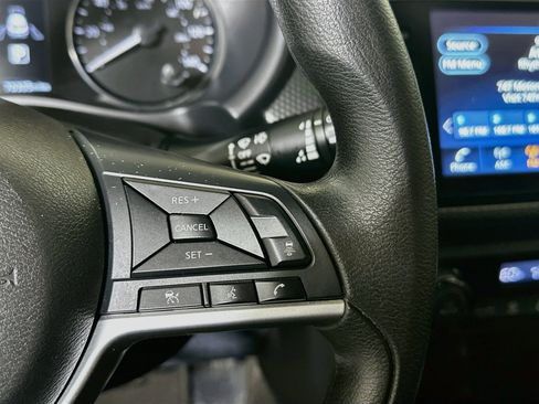 Used 2022 Nissan Kicks SV FWD image 17
